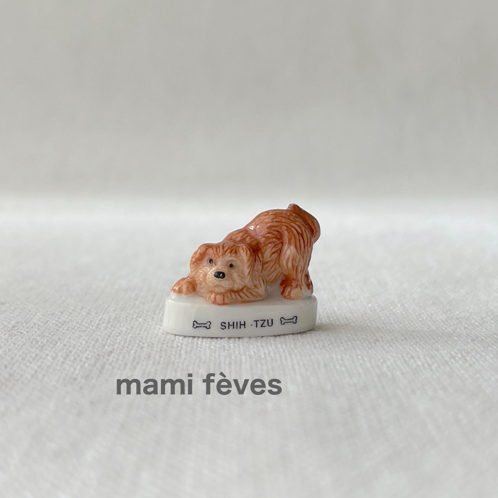 フェーヴ シーズー 犬 フランス フェーブ ミニチュア陶器 m-0406