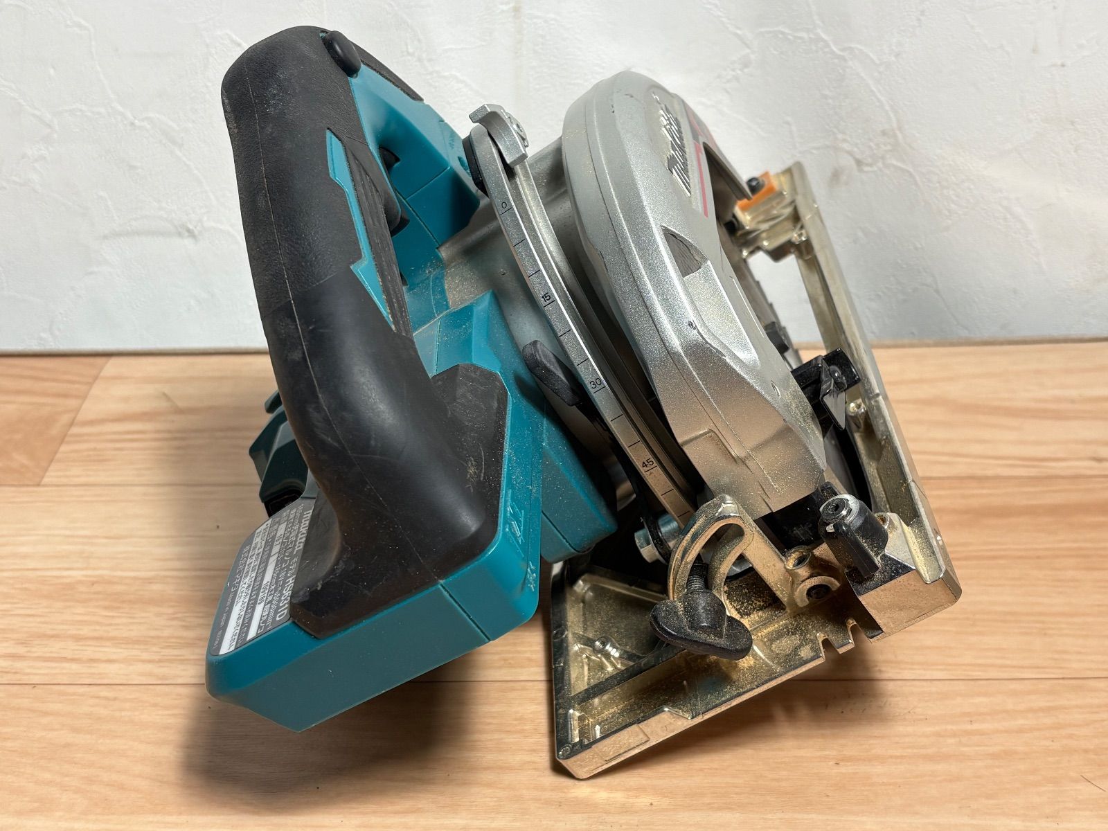 HA 107 品 165 mm 充電式マルノコ マキタ HS 631 D 本体のみ