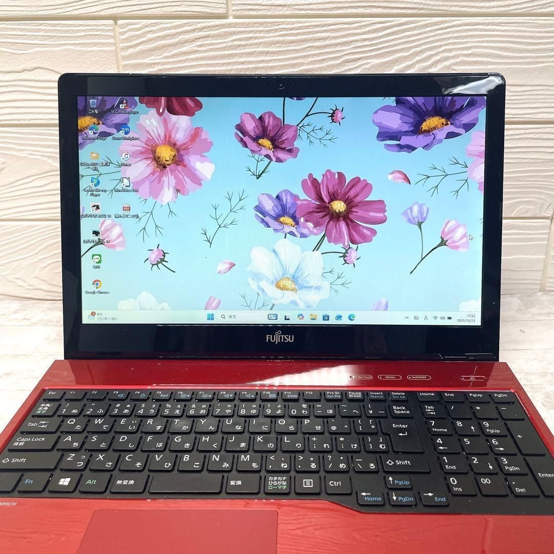 可愛い赤❤大容量✨新品SSD512GB✨薄型ノートパソコン✨ブルーレイ✨初心者 可愛い赤❤薄型ノートパソコン✨大容量✨新品SSD512GB✨初心者⭕すぐ