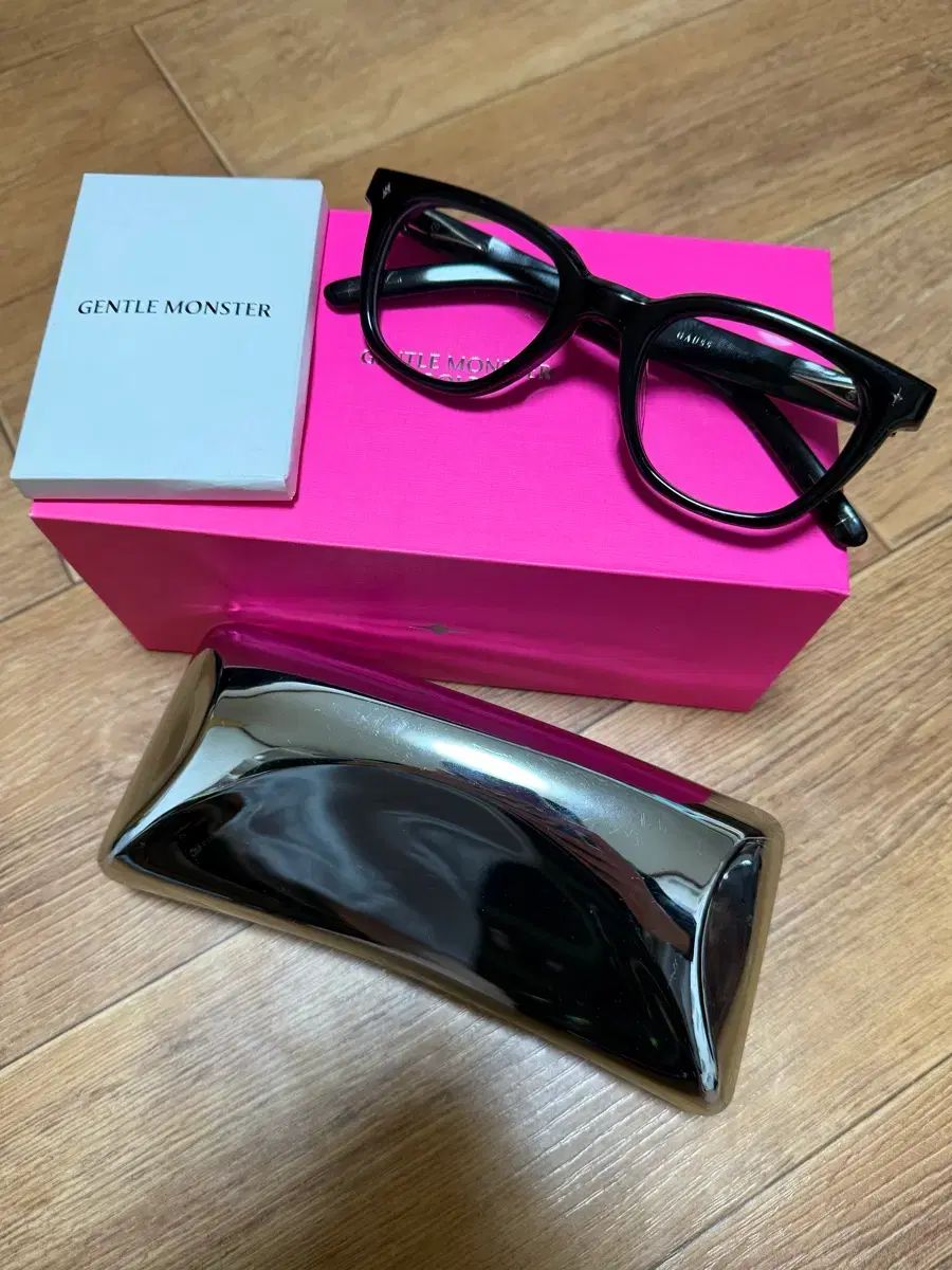 GENTLE MONSTER ジェントルモンスター GAUSS 01