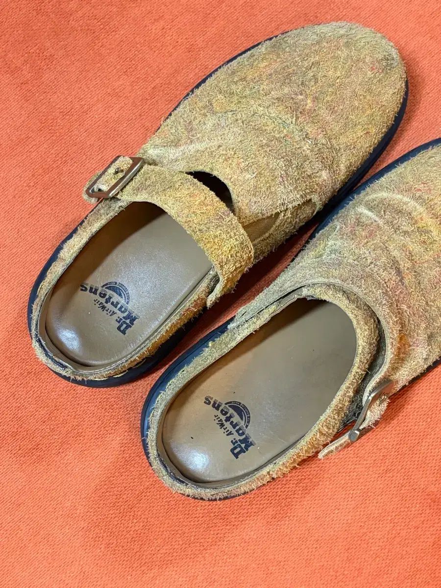 MARTENS ドクターマーチン