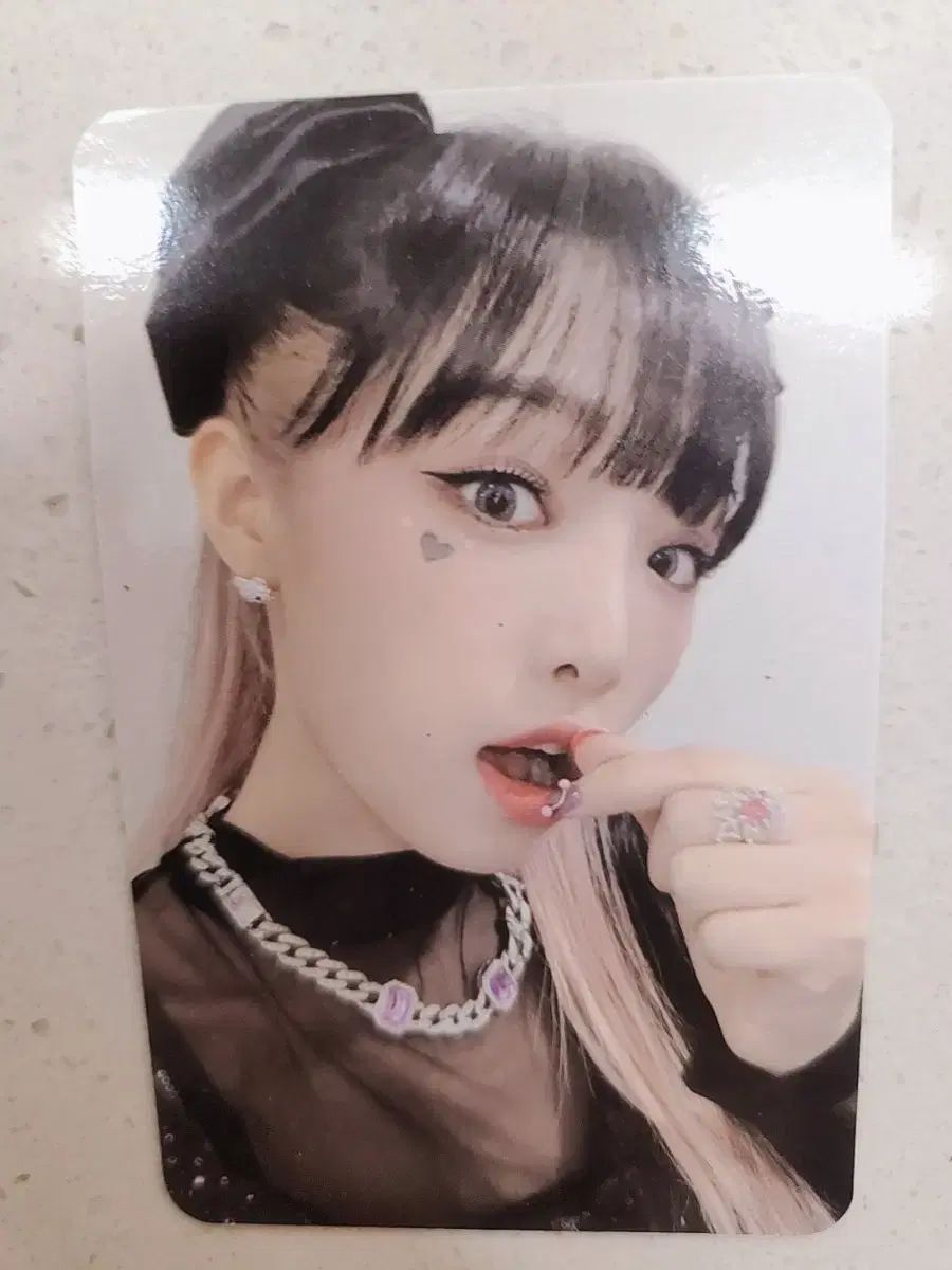 先着トレカおまけ付き(※メルカリshop取引では対象外) チェ・イェナ