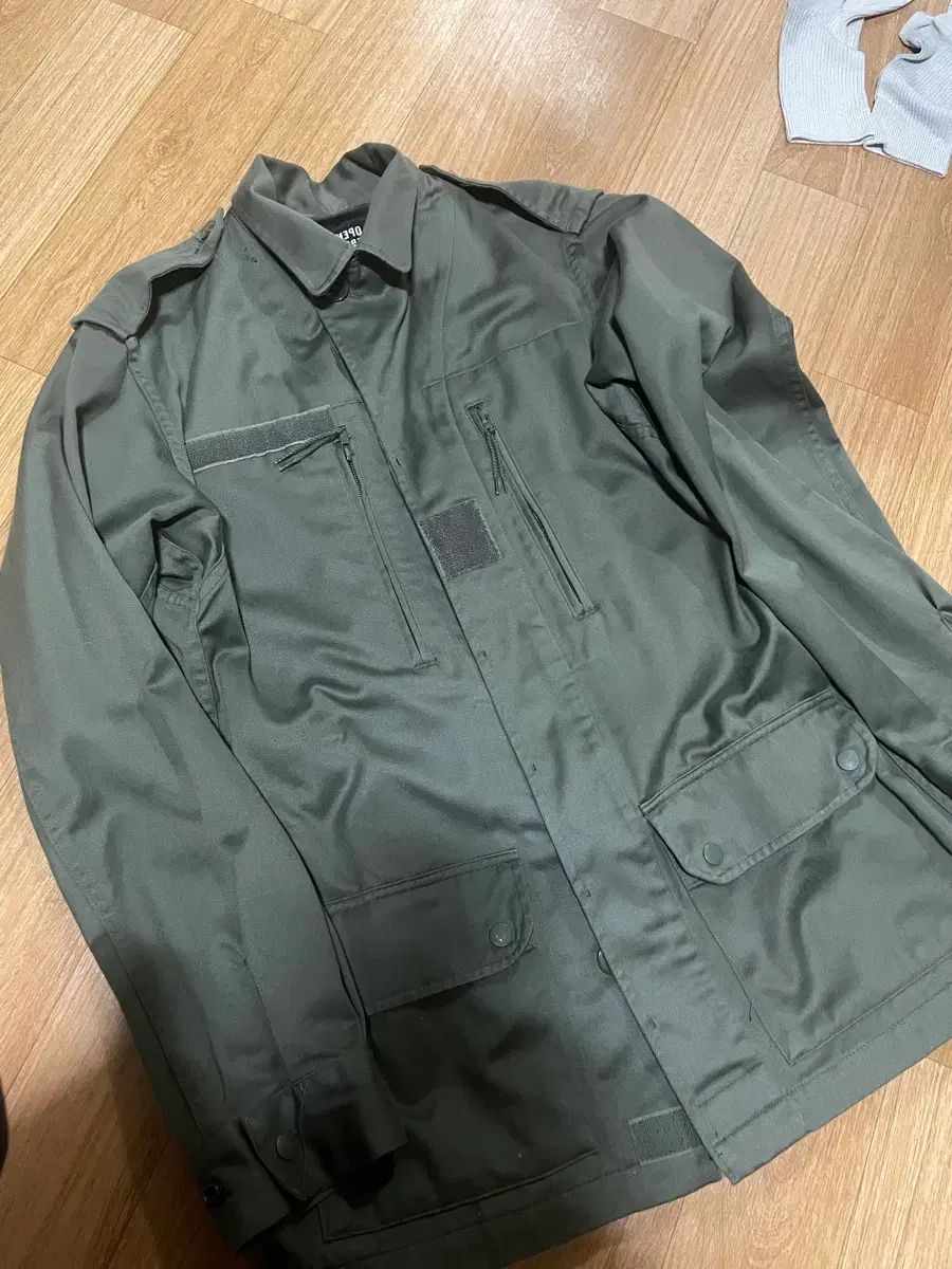 オープニングプロジェクト ミリタリー ジャケット