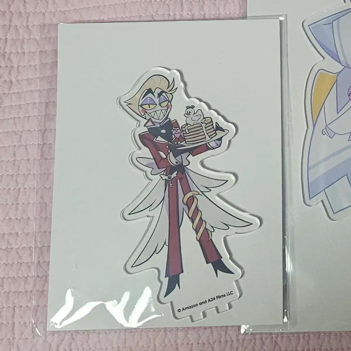 ヘーゼルホテル カフェ アクリル スタンド LUCY ルシ