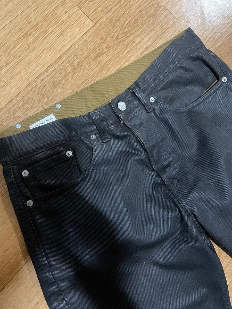 ドリス ヴァン ノッテン コーティングデニム