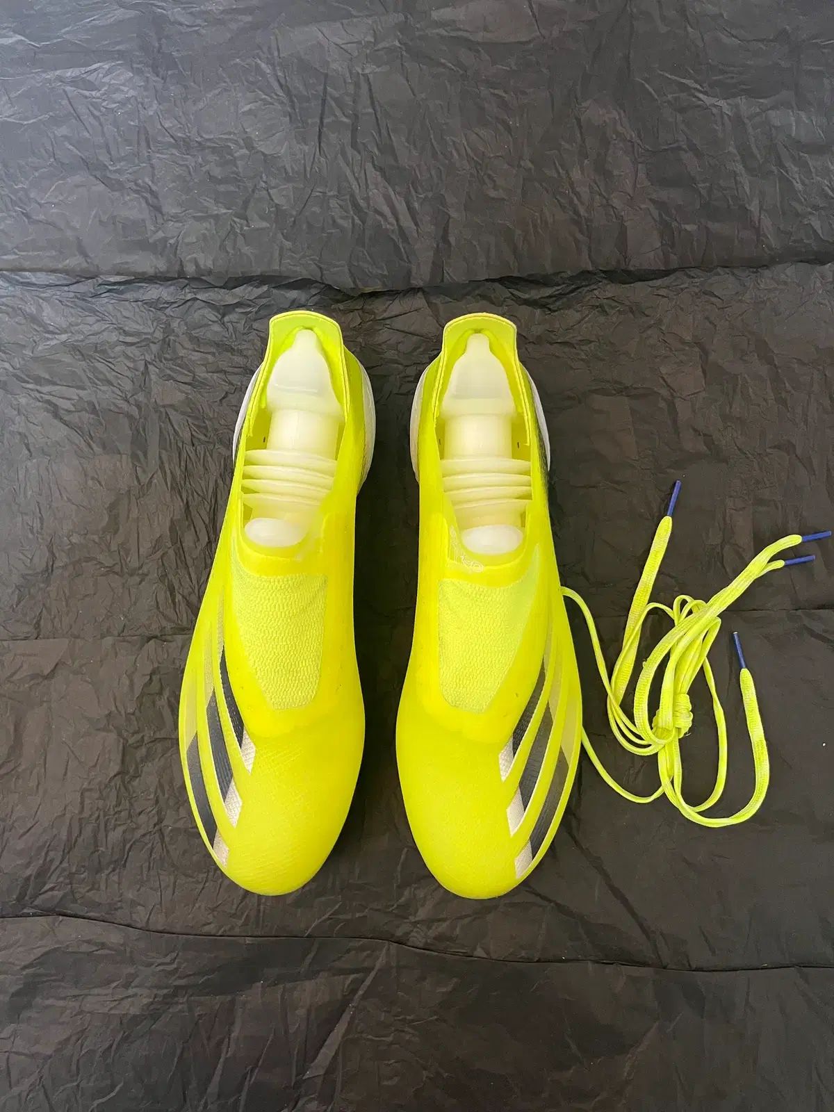 アディダス エクス ゴースト 1 FG 255