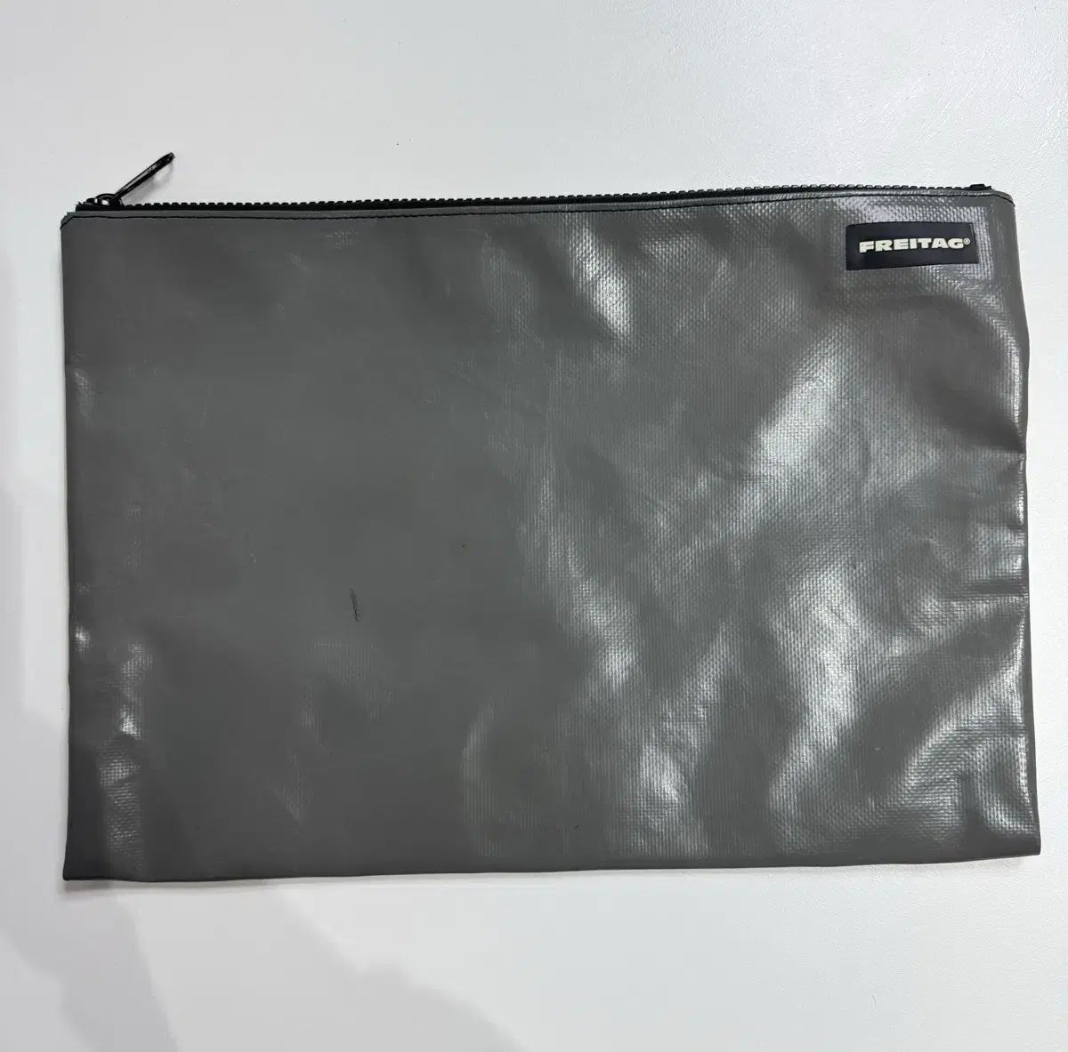 FREITAG ダン ポーチ オール グレー