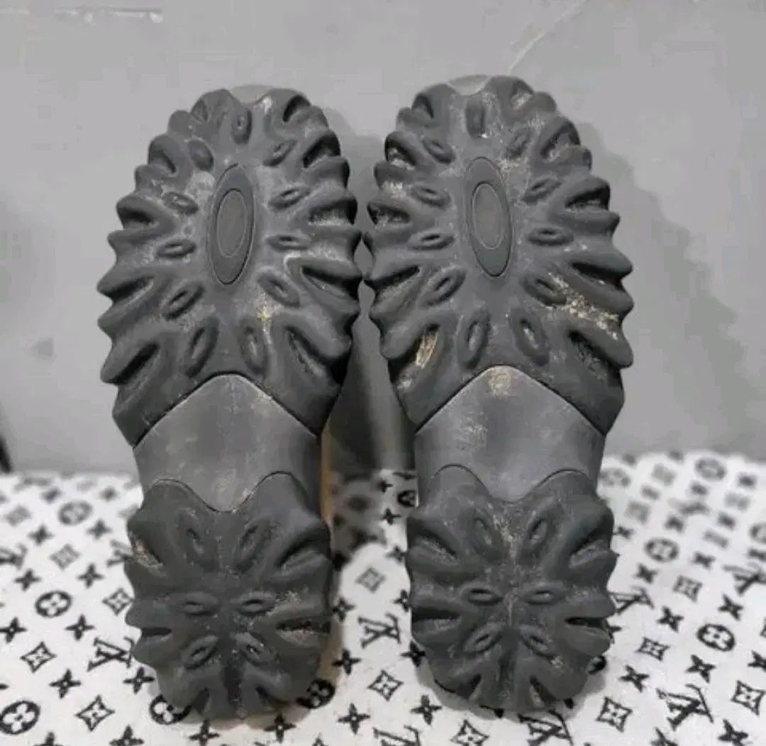  OAKLEY オークリー ファクトリー チーム X BRAIN DEAD ブレイン デッド チョップソー ミュール ノマド サンダル サンダル