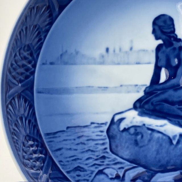 イヤープレート