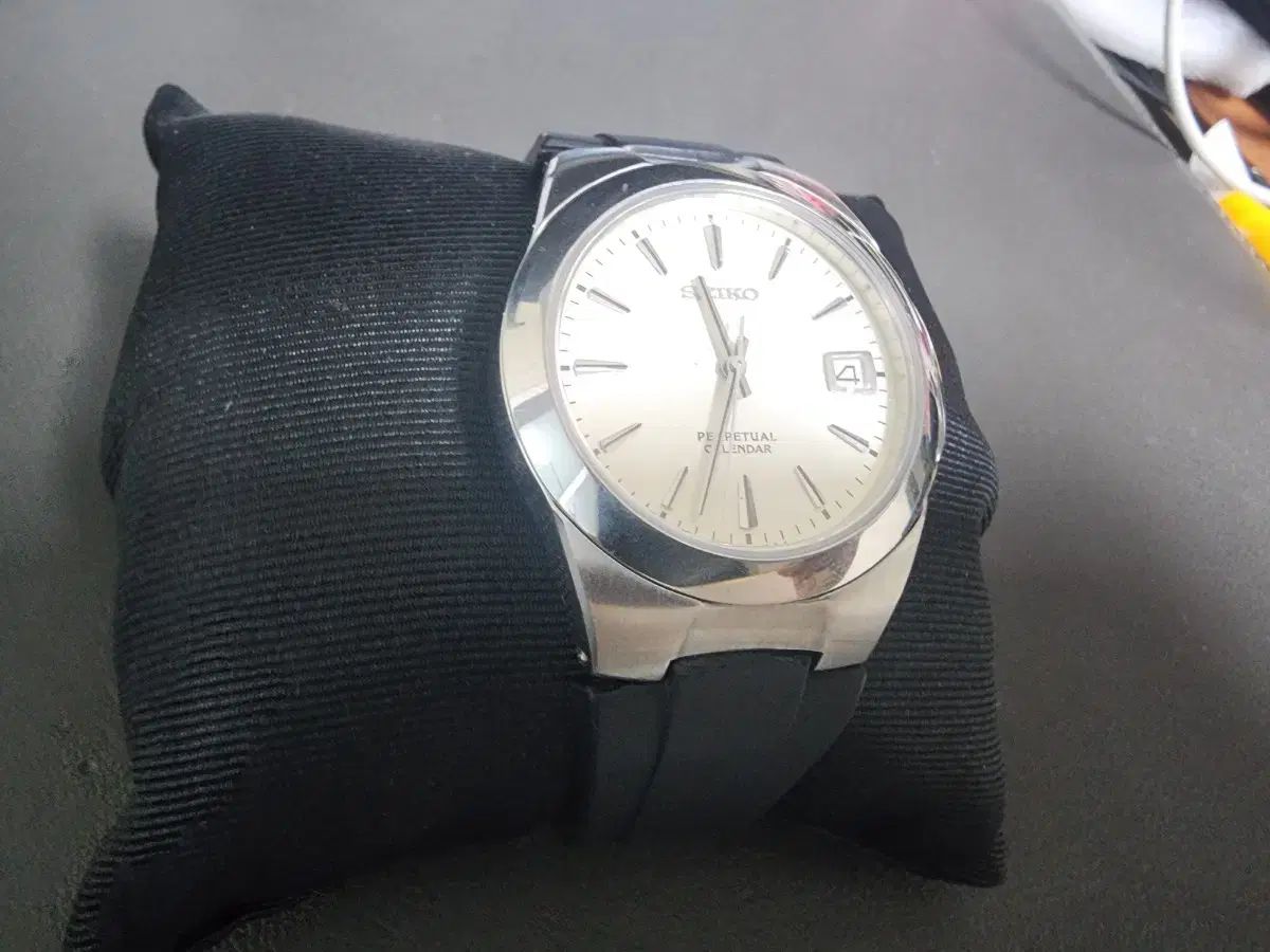 SEIKO セイコー パーペチュアル カレンダー メンズ ウォッチ