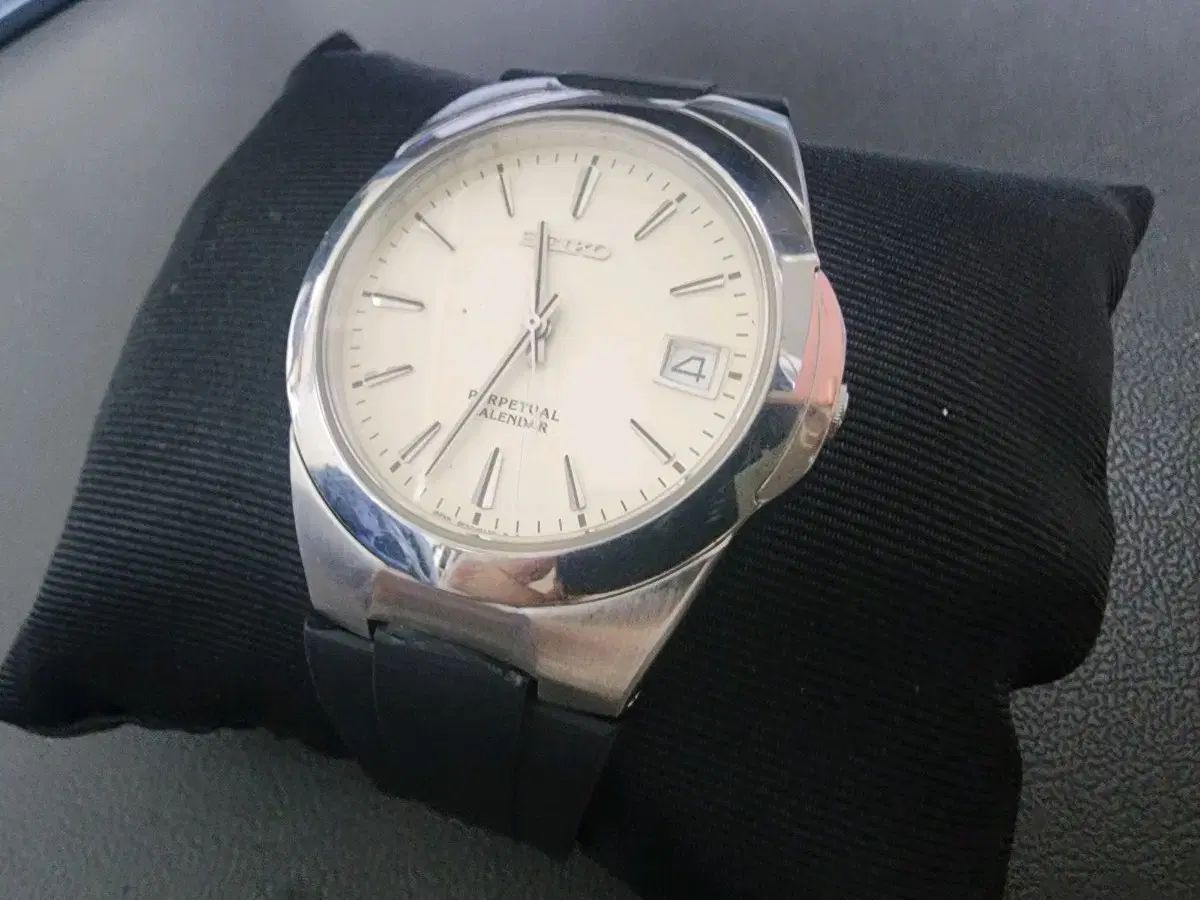 SEIKO セイコー パーペチュアル カレンダー メンズ ウォッチ