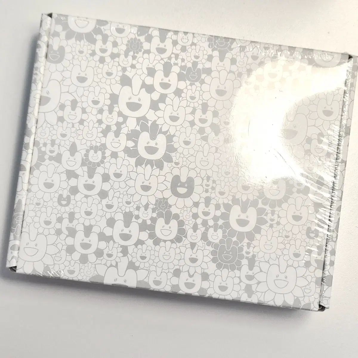 NewJeans × 村上隆 アルバム 未開封 新品 - ヘイン - メルカリ