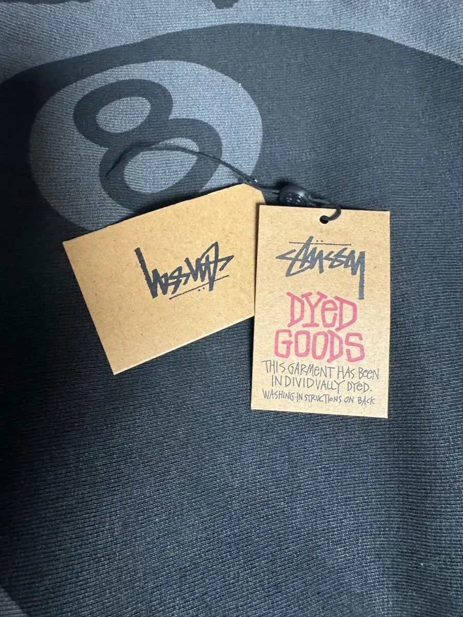 STUSSY ステューシー8ボールWHOサイズM