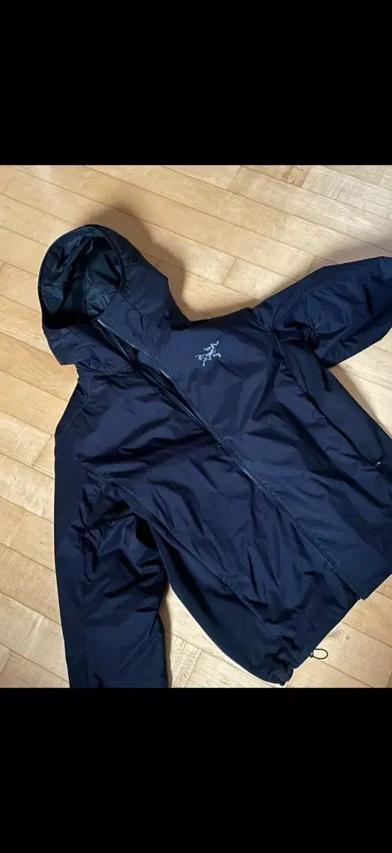 ARC TERYX アークテリクス Atom アトム フーディ ブラック L 25 ss