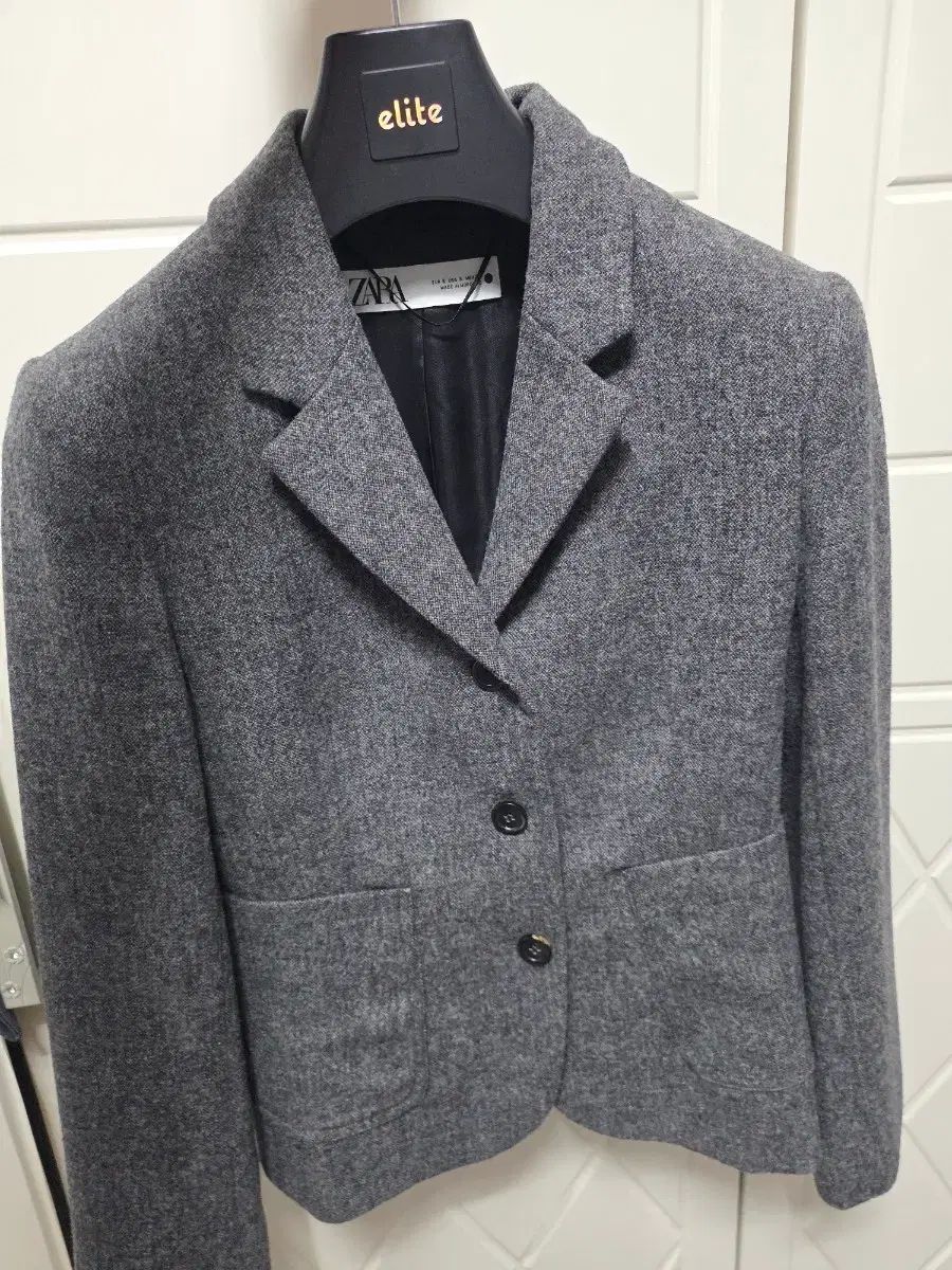 BURBERRY LONDON バーバリーロンドン 高品質 エンブレム 紺ブレ 160A