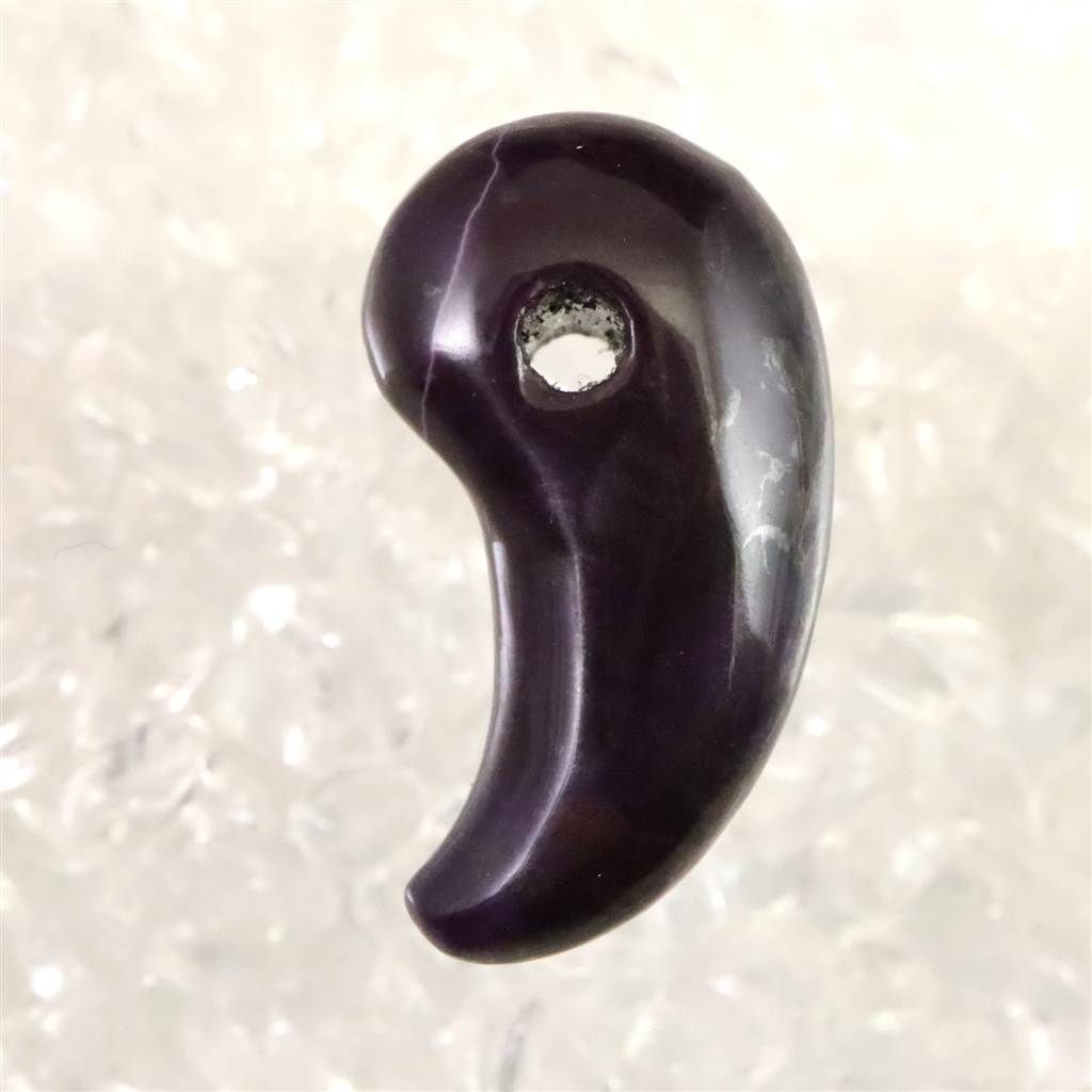 スギライト 25X13mm 勾玉 4 17g 榎本通商13919