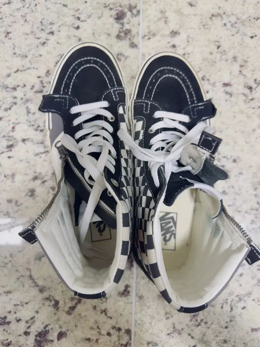 275 ヴァンズ リイシュー SK 8 Hi Reconstruct ハイトップ スニーカー