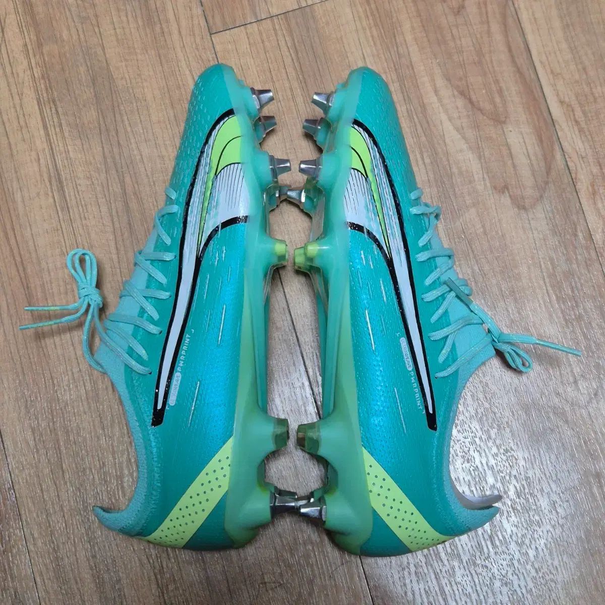 プーマ ウルトラ サッカーシューズ 270 完全