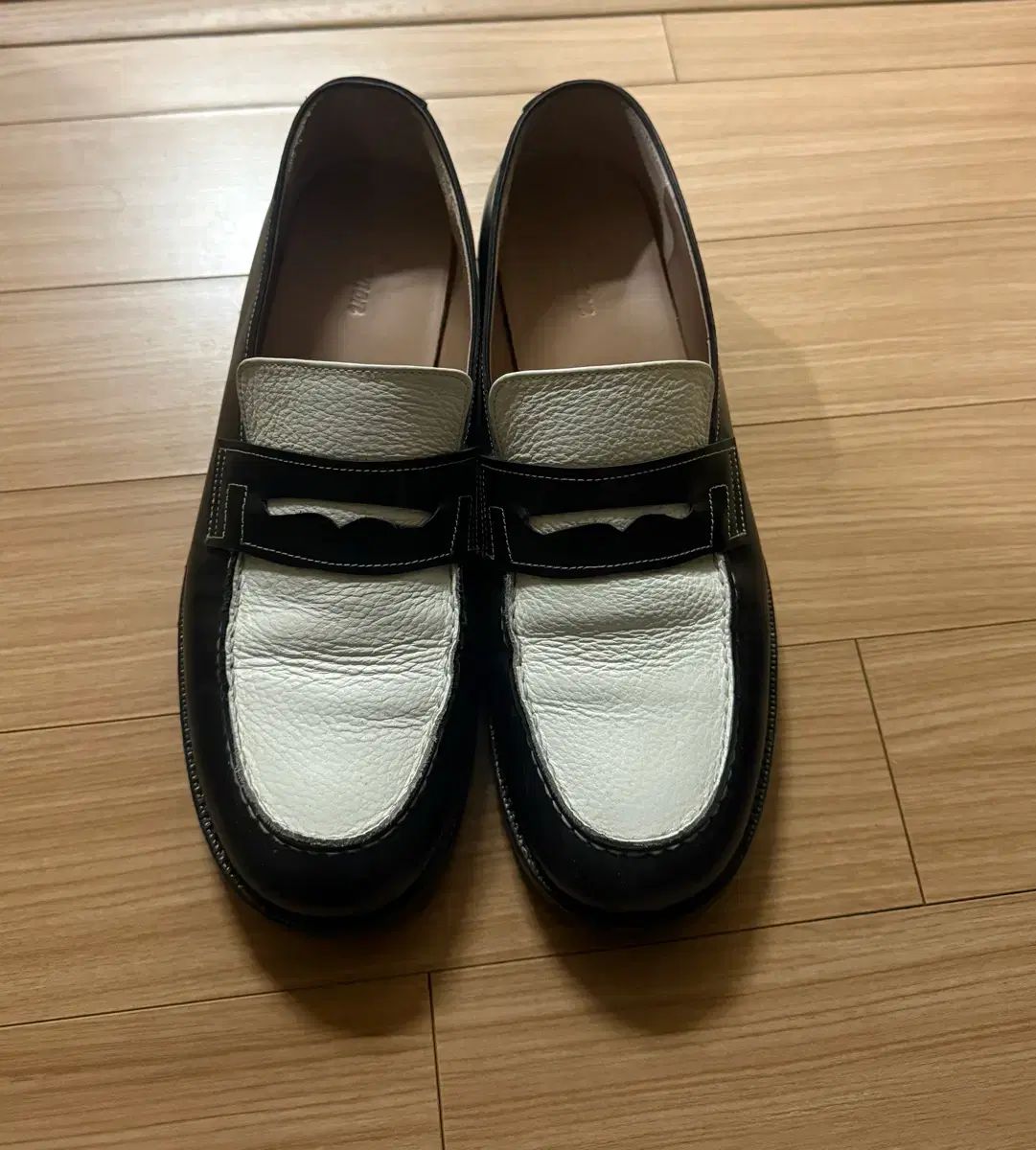 ペン スペクテイター ローファー 260