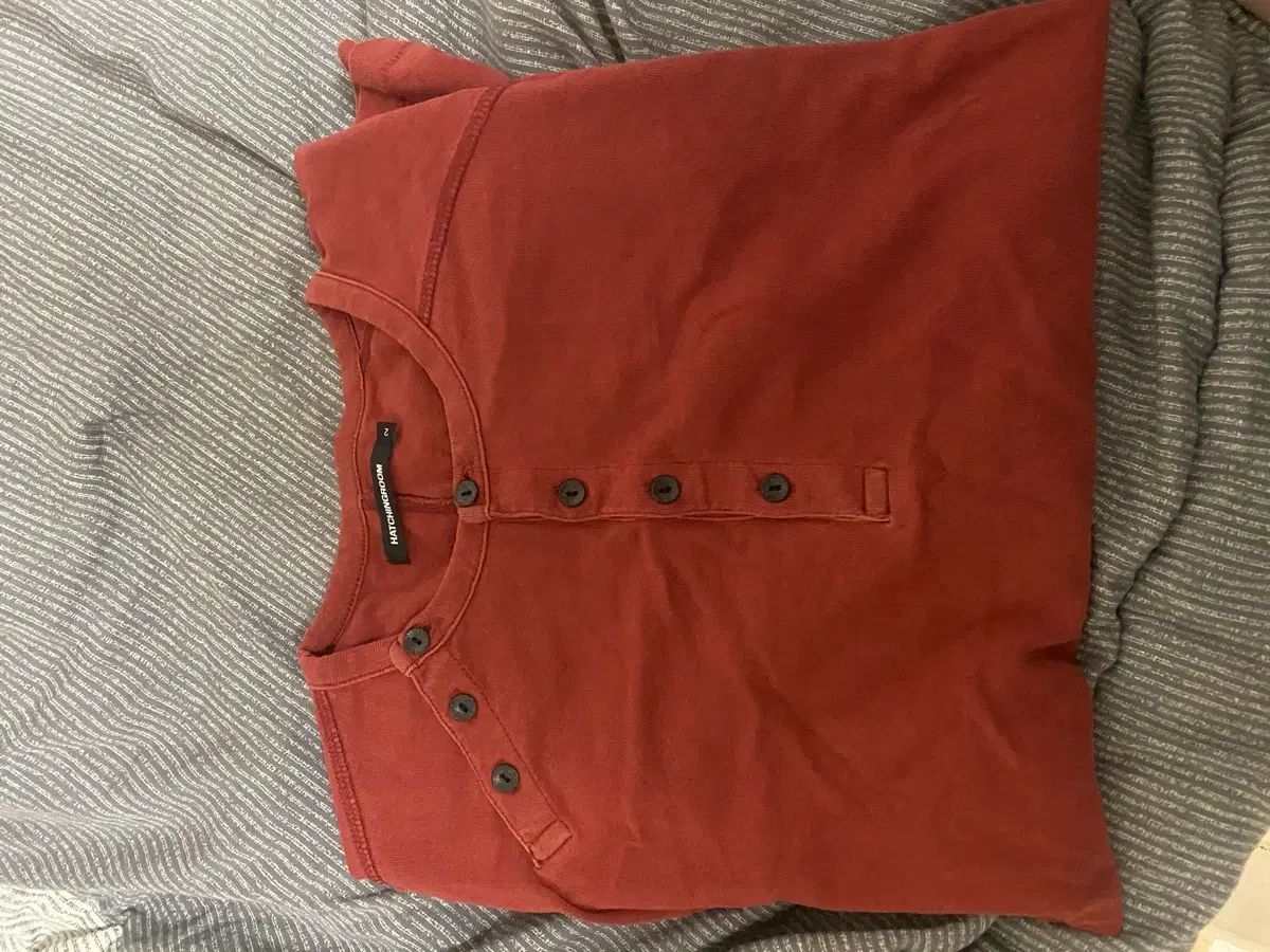 2 ハッチングルーム ダブル ヘンリーネック レッド