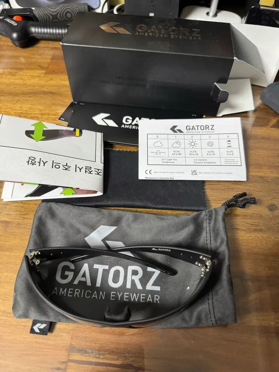  ガトーズ マグナム ブラック アジアンフィット サングラス 小物