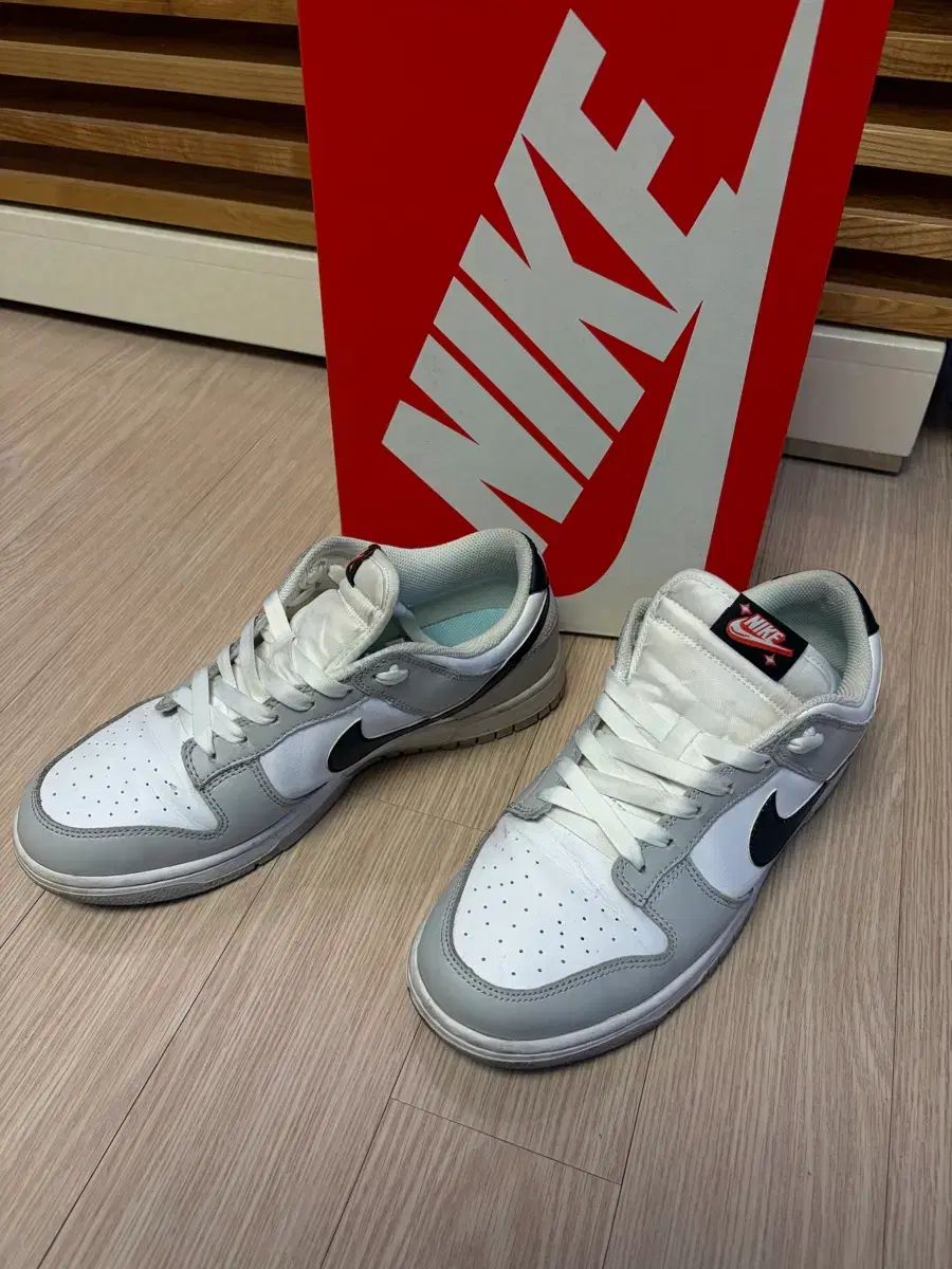 NIKE ダンク ロー SE JACKPOT グレー DR 9654 001 275