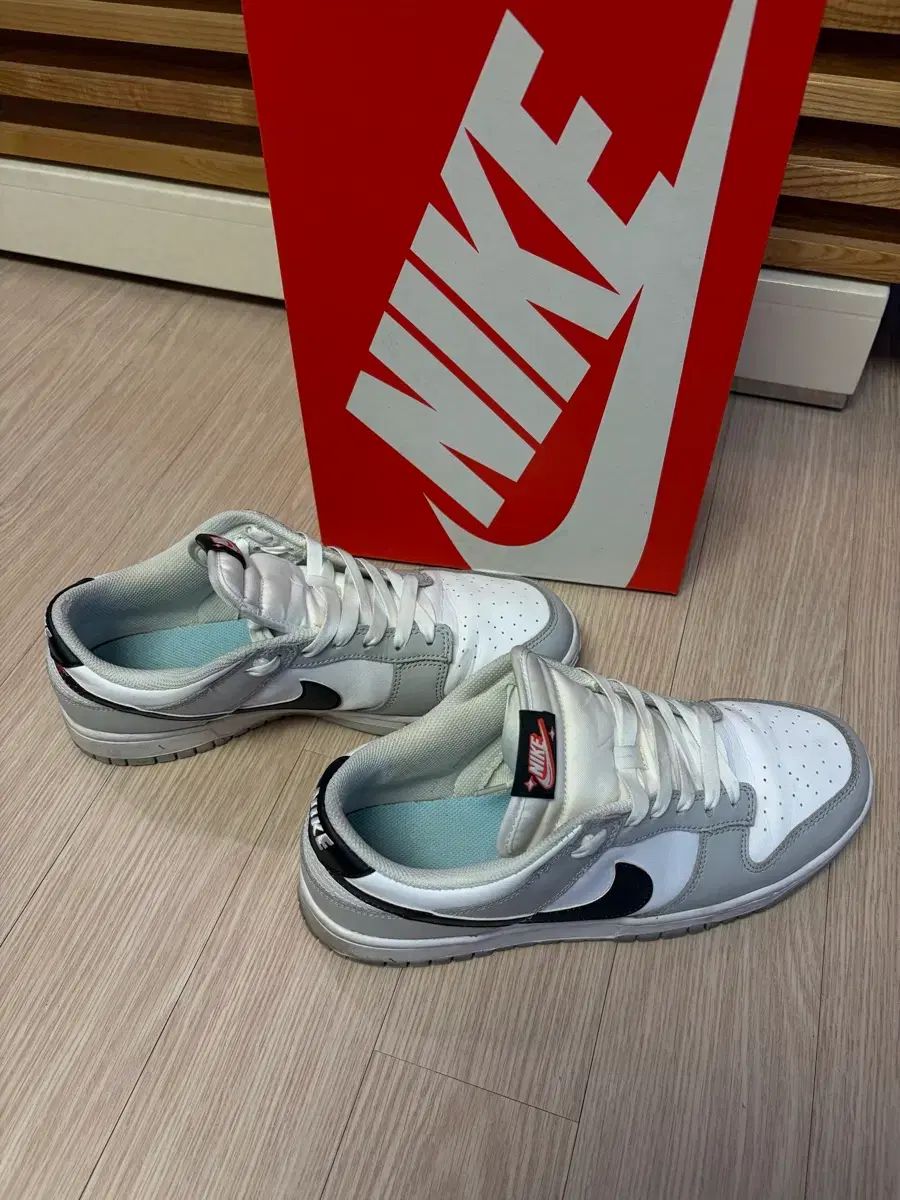  NIKE ダンク ロー SE JACKPOT グレー DR 9654 001 275 その他 靴