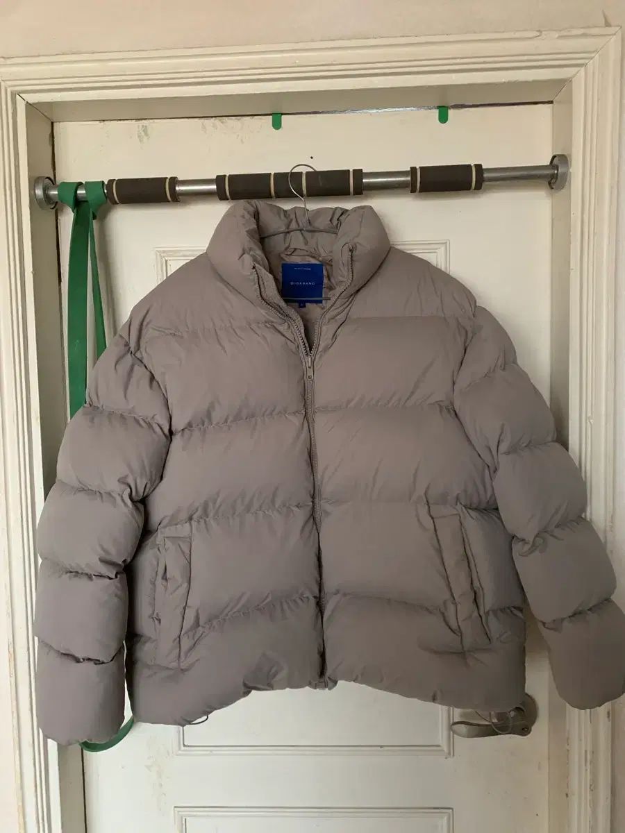 GIORDANO ジョルダーノ ダウン パファー L ベージュ カラー