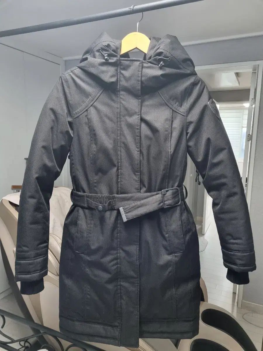 フードベルトダウンジャケット ブラックコート