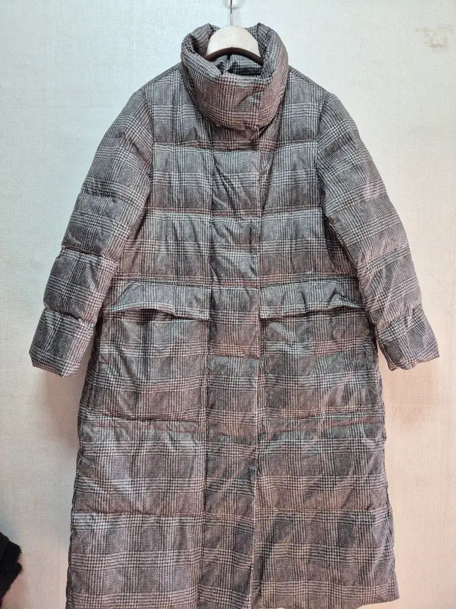 BERTI グースダウン ロング丈 ダウンジャケット