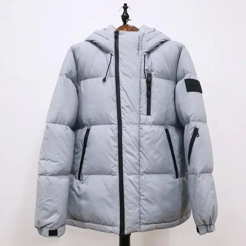 カルバン クライン ダウン パファー