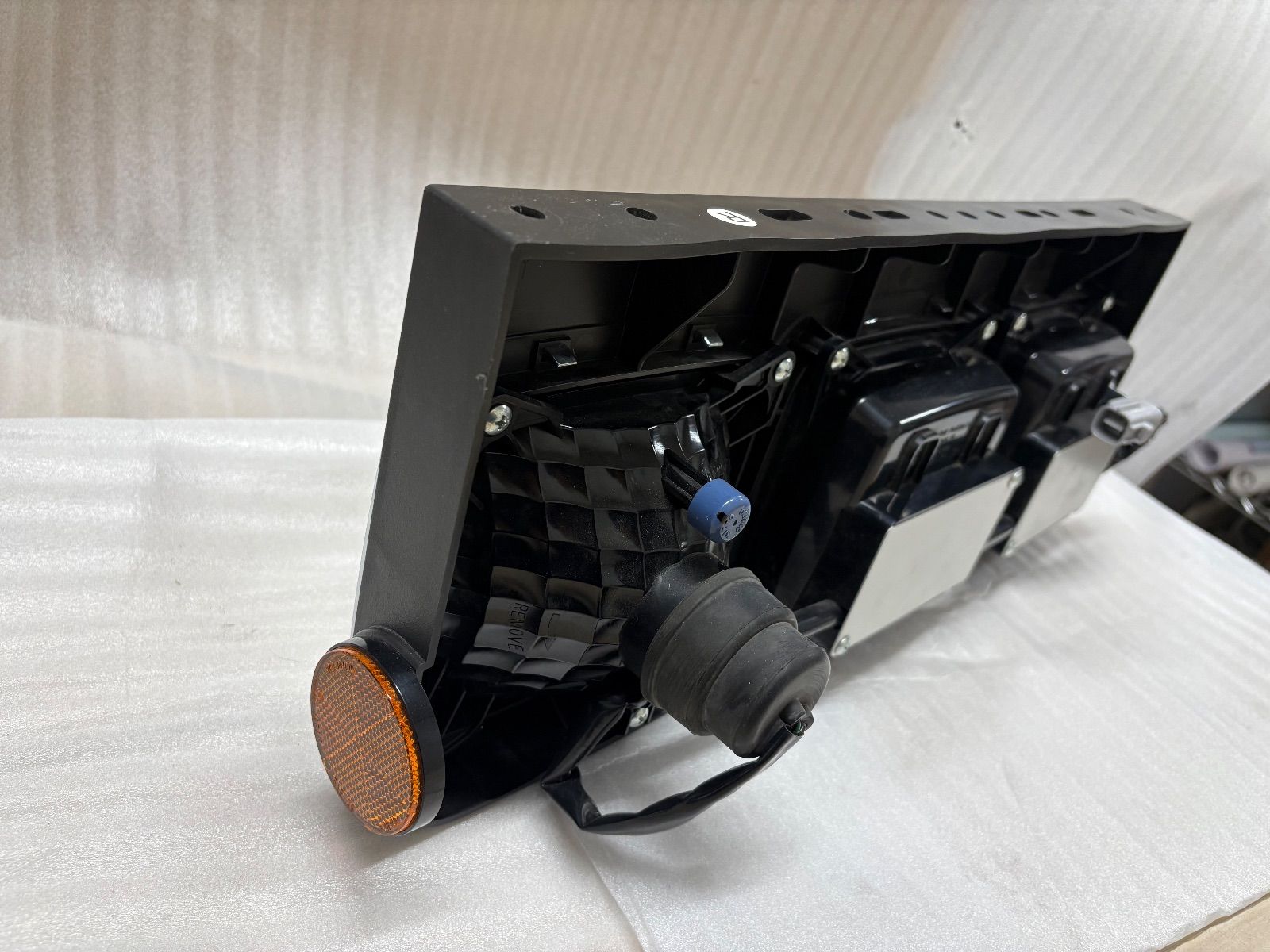 新車外し いすゞオプション ICL 2連LEDテール クリアータイプ 【公式通販】