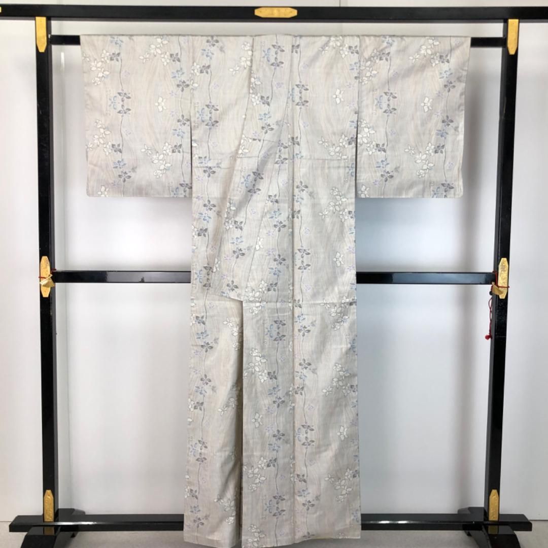 本場大島紬 白大島 カタス7マルキ 縦柄花模様 しつけ糸 K-5546 - メルカリ