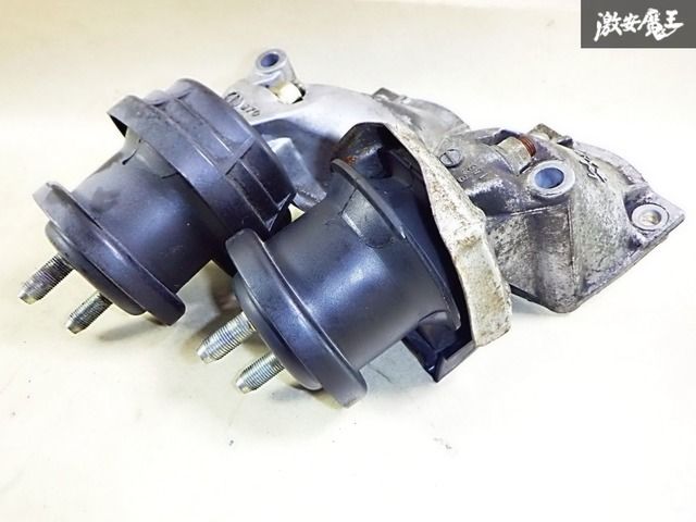 トヨタ 2jz エンジンマウントブラケット AJP ディストリビューター