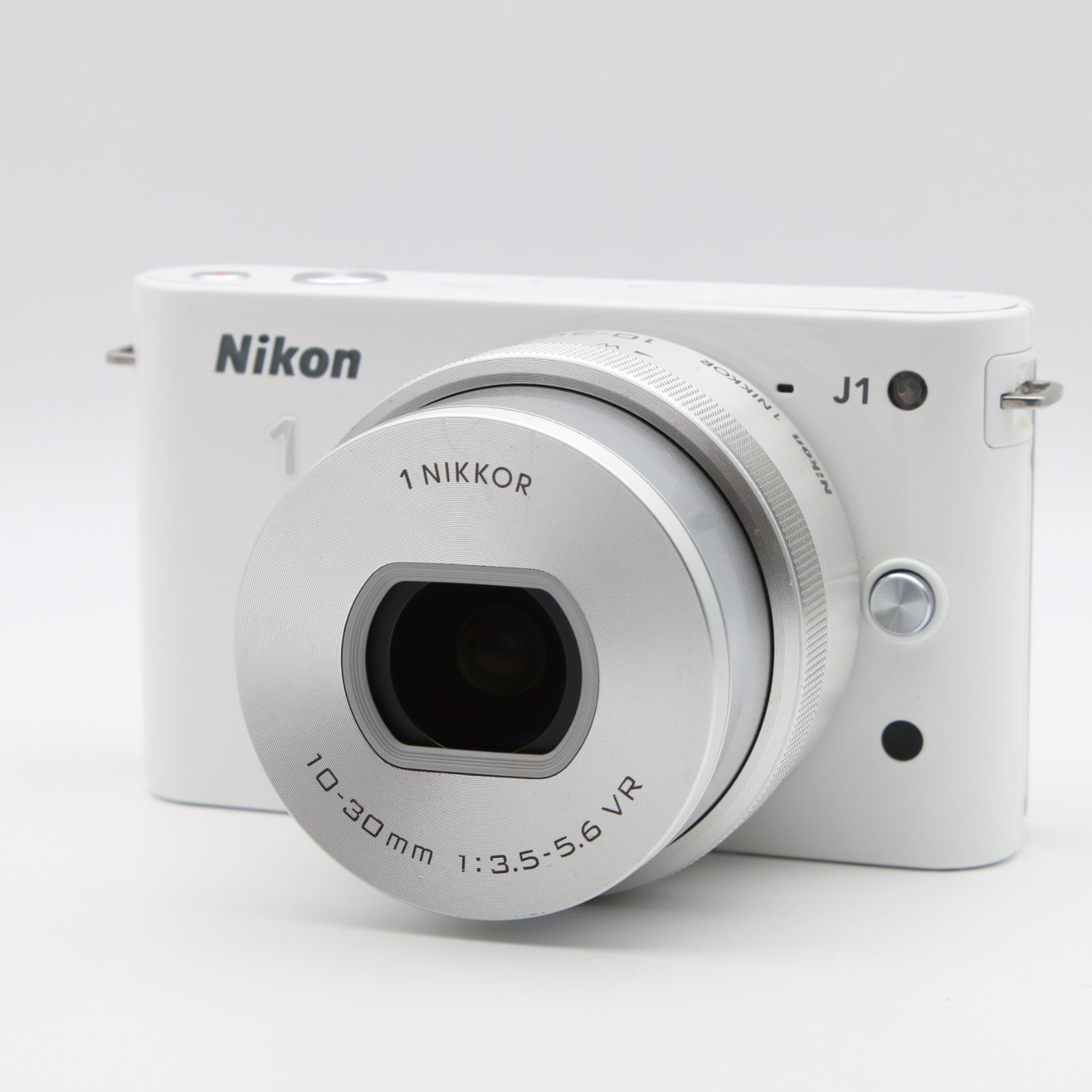 極上品】 Nikon 1 J1 標準ズームレンズキット ホワイト ミラーレス