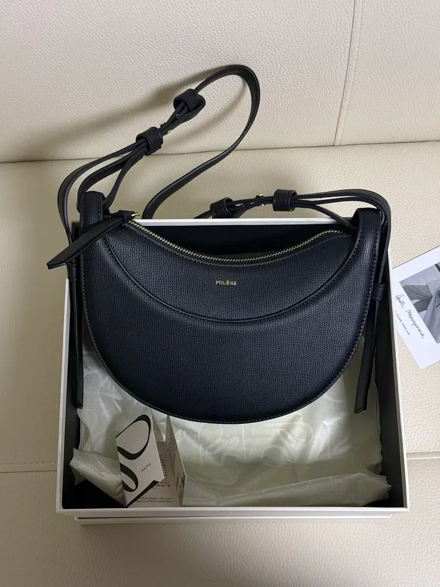 ポレーヌ ニュメロ ディズ ブラック