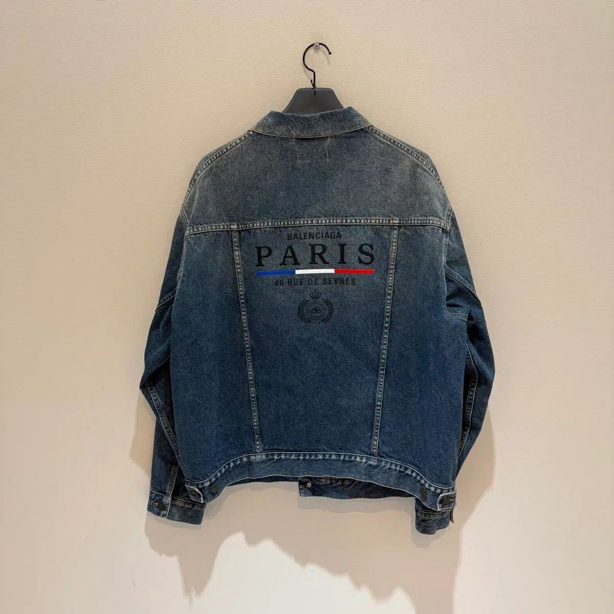 BALENCIAGA ダメージ加工デニムジャケット 48 値下げ対応可能‼️】 BALENCIAGA デニムジャケット ダメージ加工 S