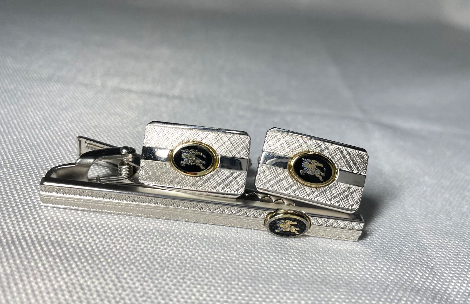 美品 Burberry バーバリー ホースナイトロゴ 騎士デザイン