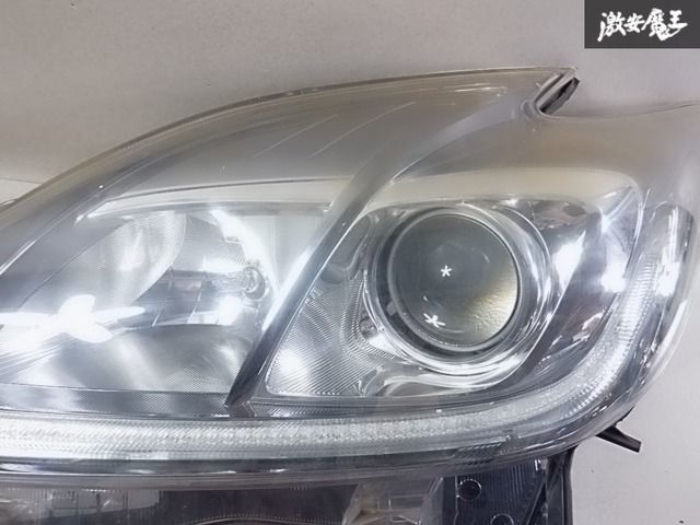 トヨタ 純正 ZVW30 30 プリウス 後期 HID ヘッドライト ヘッドランプ