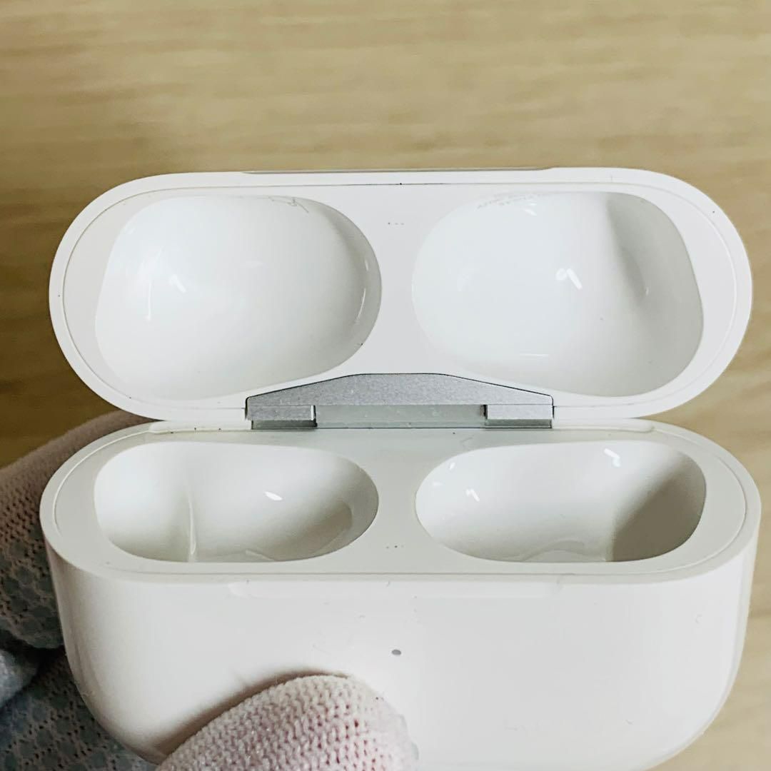 Apple AirPods Pro A2084 動作品 左側不良あり Apple AirPods Pro A2084 動作品 左側不良あり - メルカリ