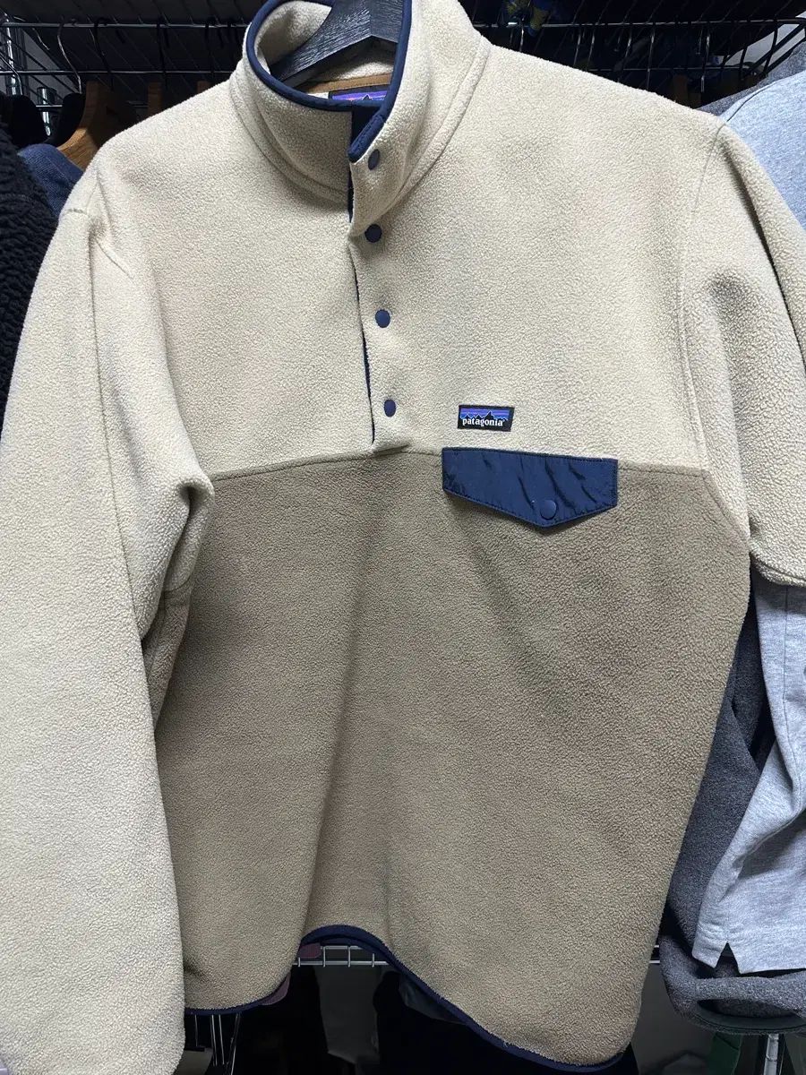実物 patagonia シンチラ オートミール M