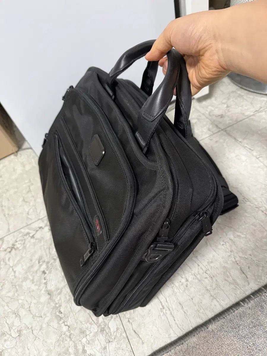 トゥミ アルファ ブラボー タン素材 スポーツブラ 保証書含む