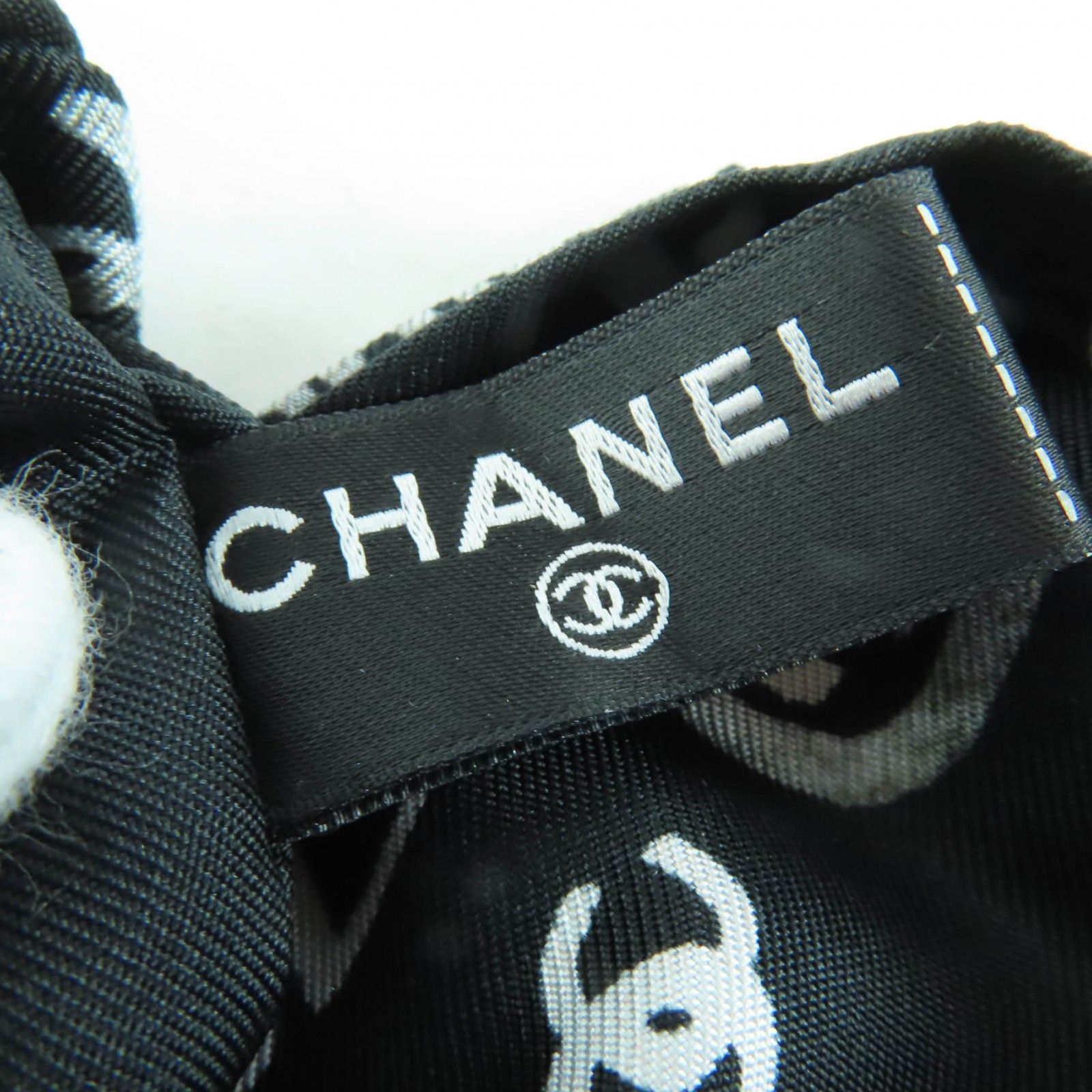 リボンシュシュ ヘアアクセサリー