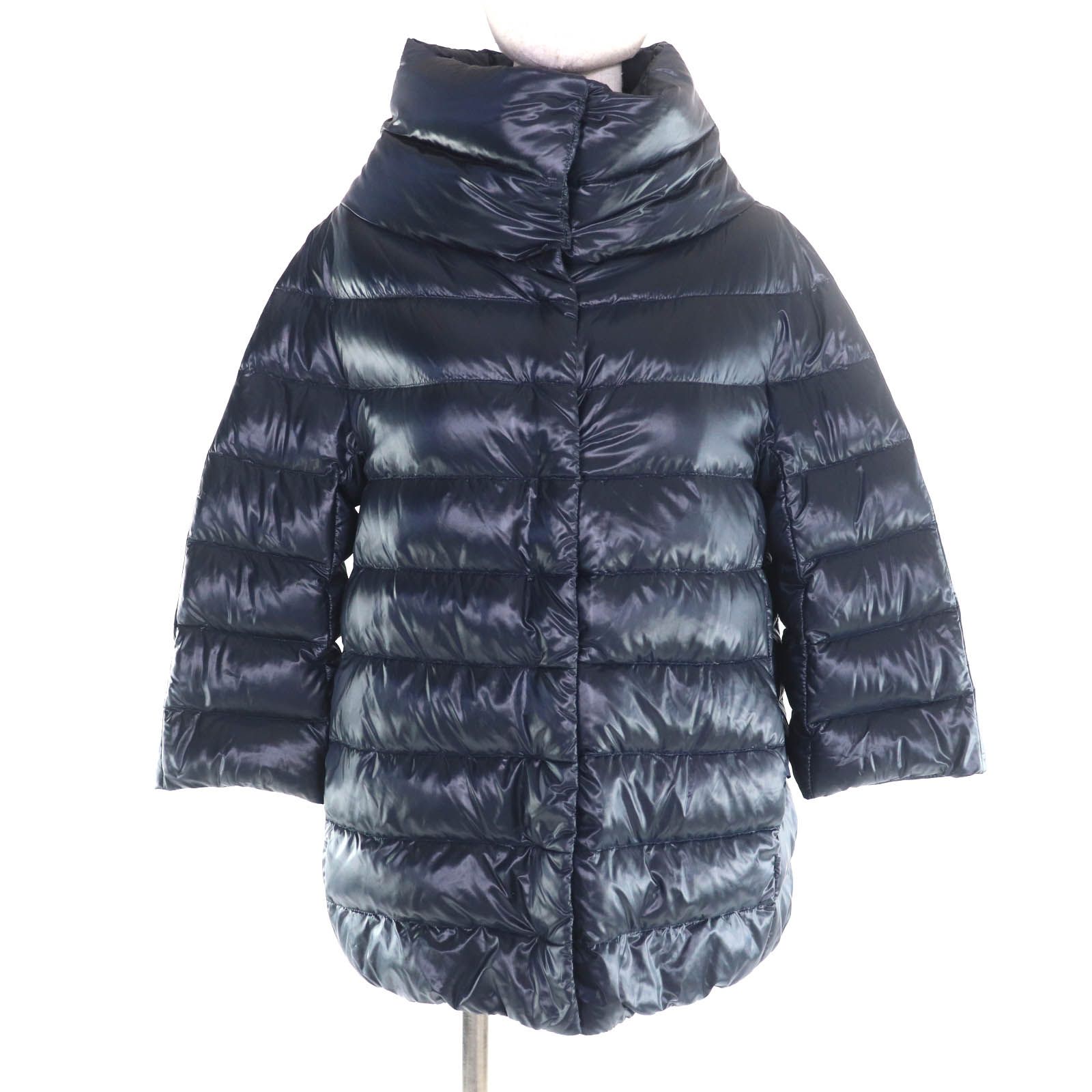 Herno ヘルノ イコニコ AMINTA アミンタ ロゴプレート 七分袖 ダウンジャケット ネイビー 42 レディース