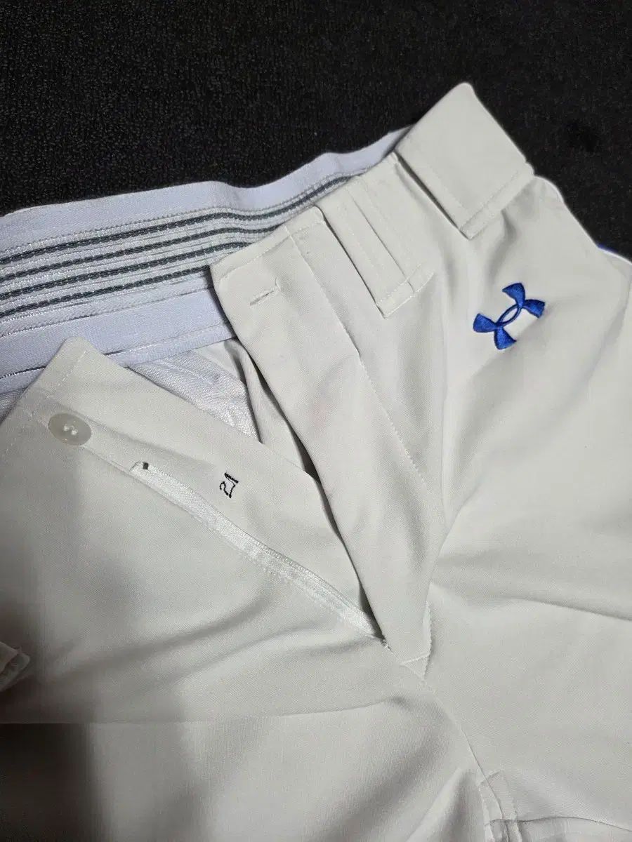 サムスン ライオンズ UNDER ARMOUR アンダーアーマー 選手 実際に着用 ズボン 21番