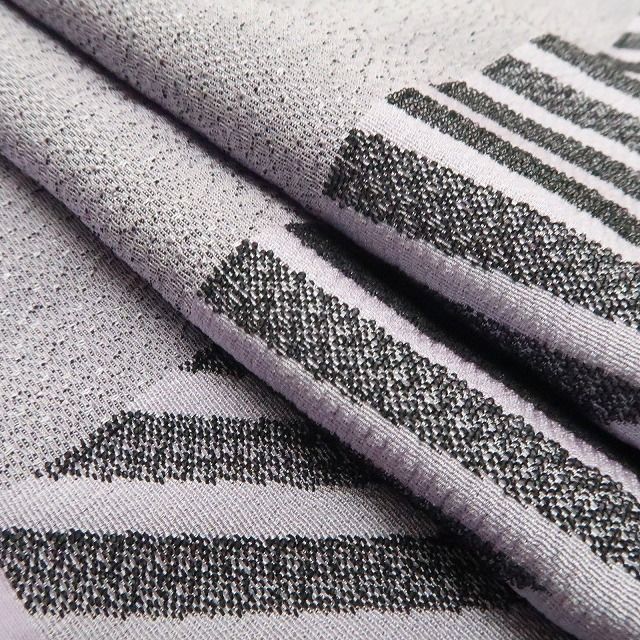 藤納戸色に美を生む親子二代の共演”帯揚げ