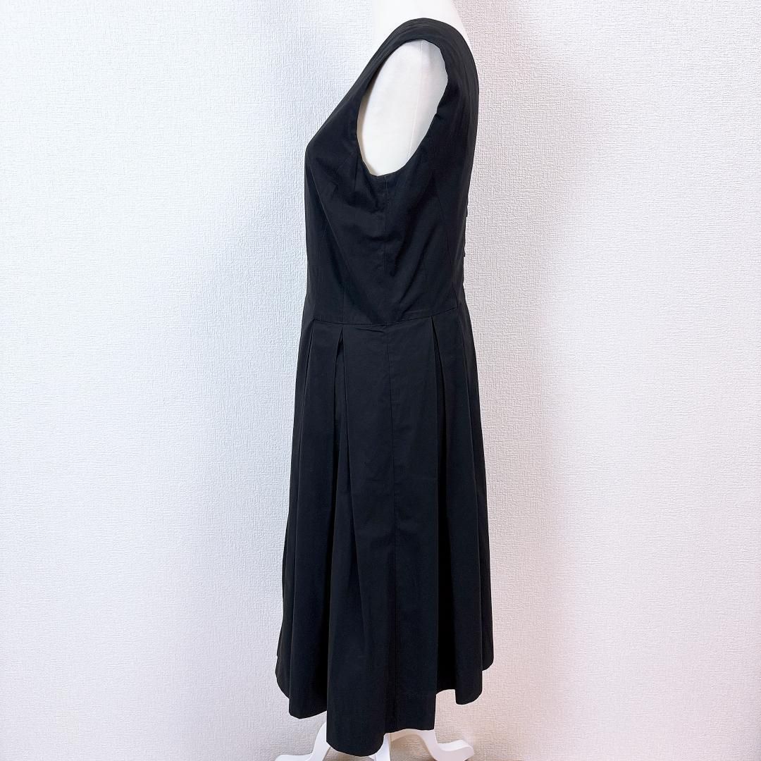 ギャザーノースリーブワンピース