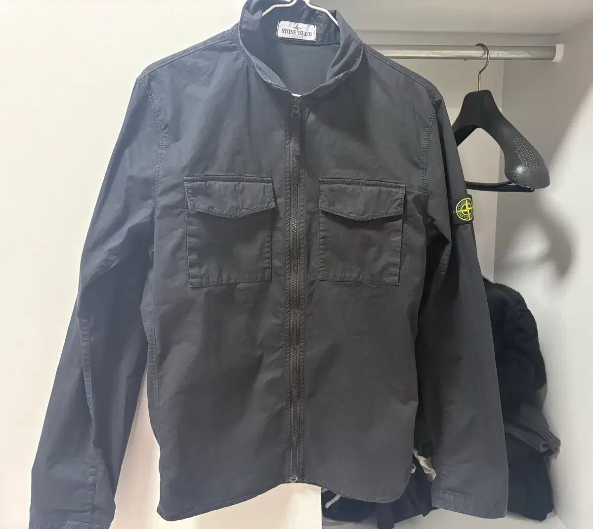 ストーンアイランド ブラック オーバーサイズシャツ ジャケット