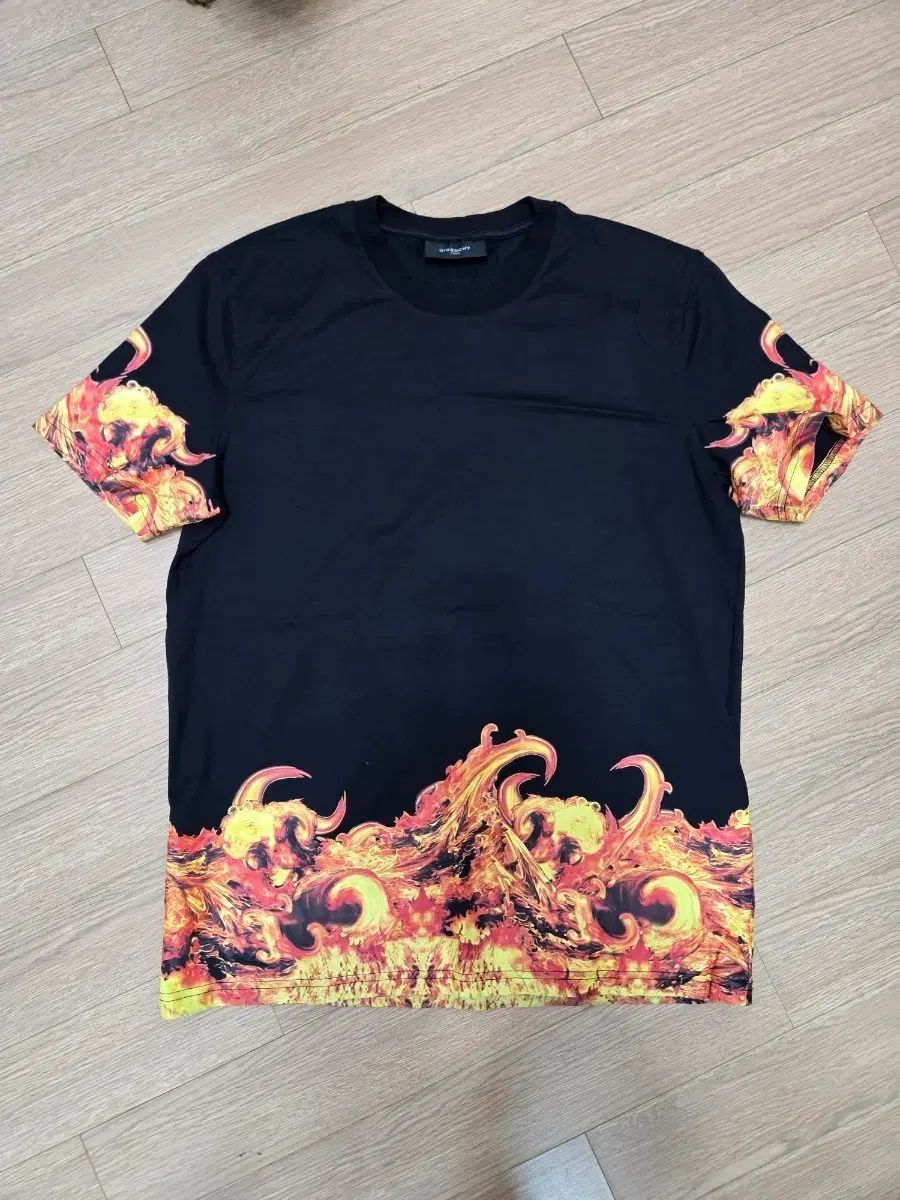 Givenchy ジバンシィ 半袖 アジア サイズ L
