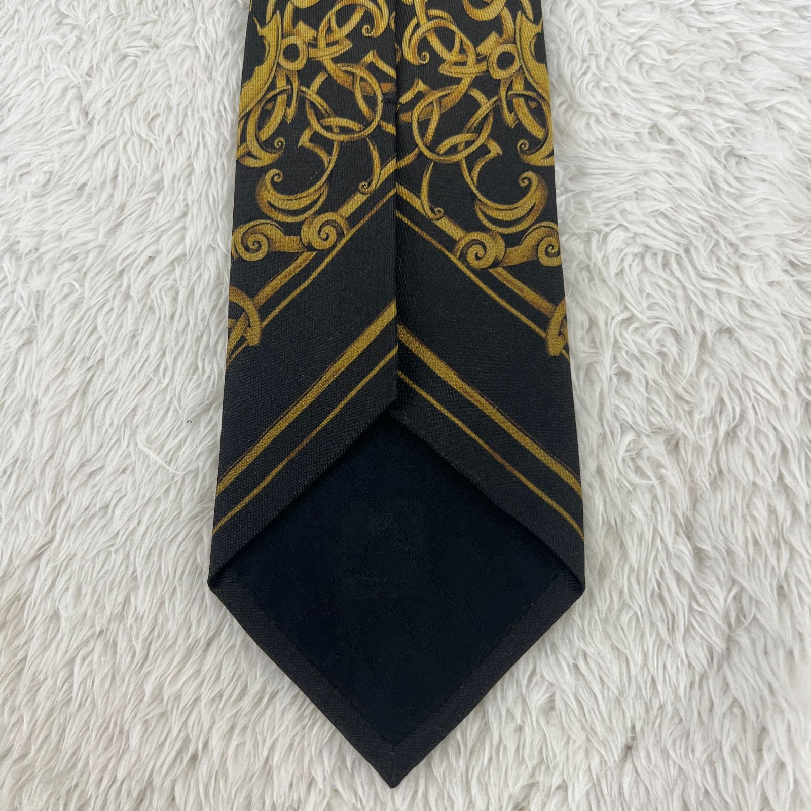 【希少・美品】GIANNI VERSACEヴェルサーチ ネクタイ バロックシルク GIANNI VERSACE ジャンニ・ヴェルサーチ ブランド ネクタイ シルク